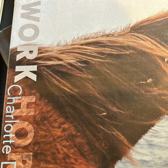 - Charlotte Dumas: Work Horse art book - Picture 4 of 4